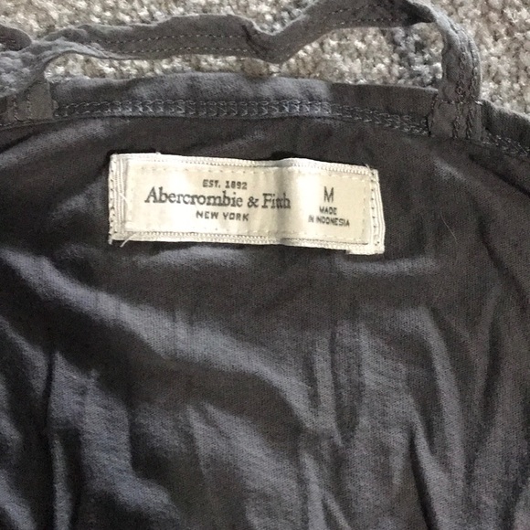 Tank - Picture 4 of 4